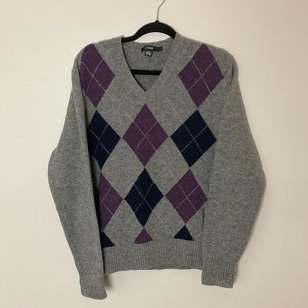 J. Crew Gray V-Neck Argyle Sweater with Purple and Navy Diamonds 100% Lambs Wool